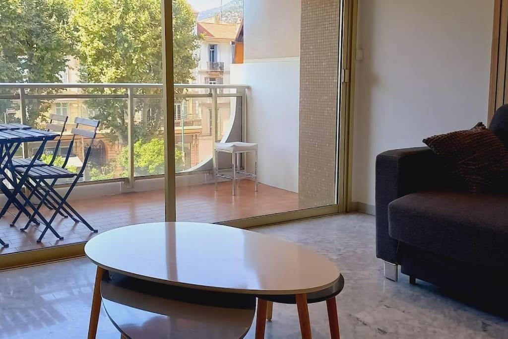Immeuble Le Regency, Appartement 4 Pieces, 80 Metres De La Plage 멍똥 외부 사진