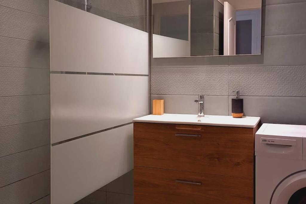 Immeuble Le Regency, Appartement 4 Pieces, 80 Metres De La Plage 멍똥 외부 사진
